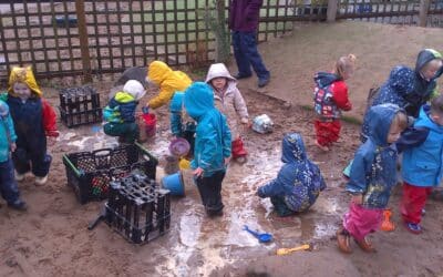 Knowle West Ladybird and Bumblebee Rooms Explore Light and Dark